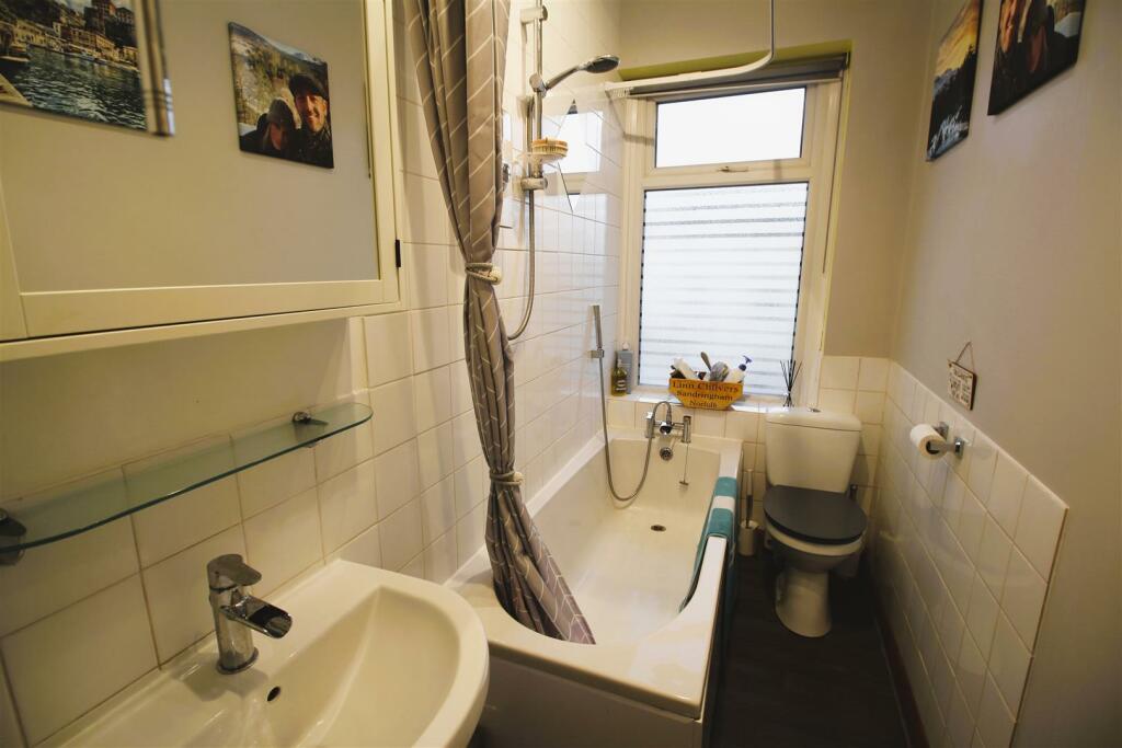 Additional property image - Mayfield View, Wyke, Bradford