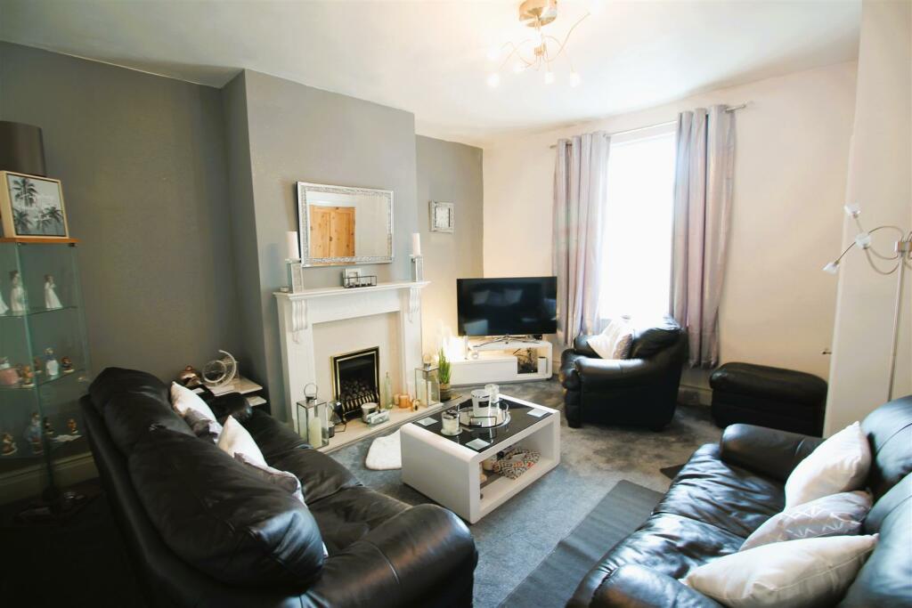 Additional property image - Wilson Road, Wyke, Bradford