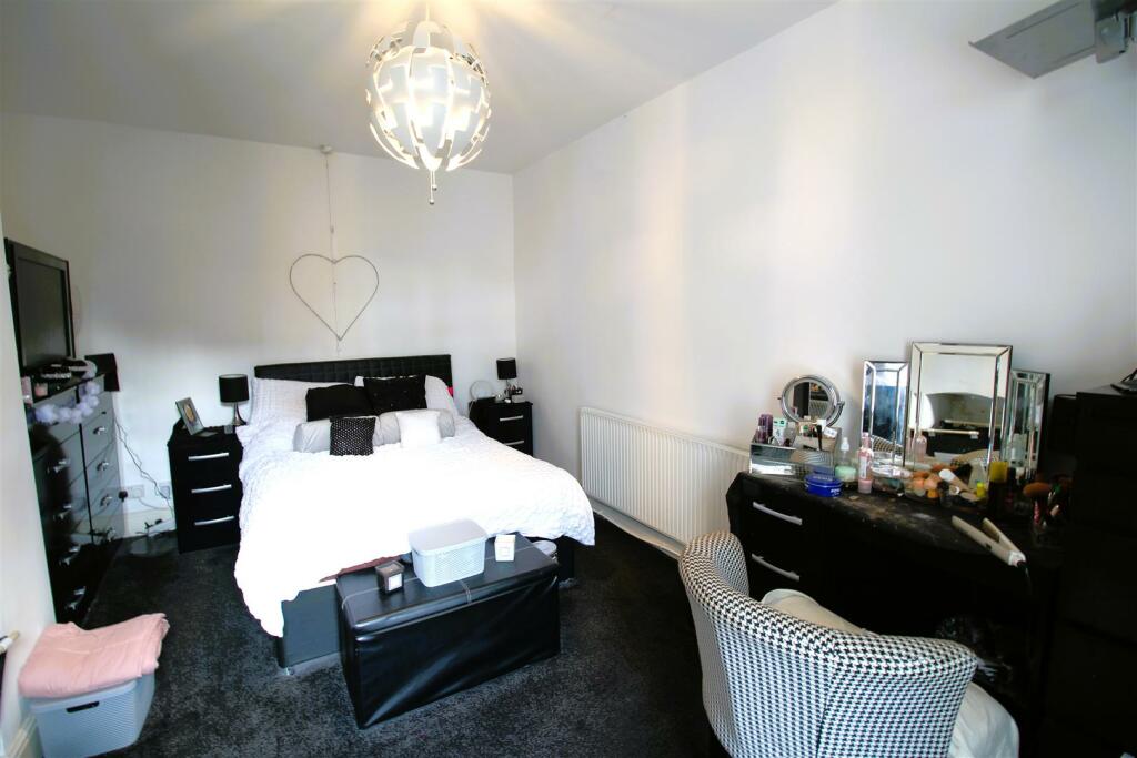 Additional property image - Wilson Road, Wyke, Bradford