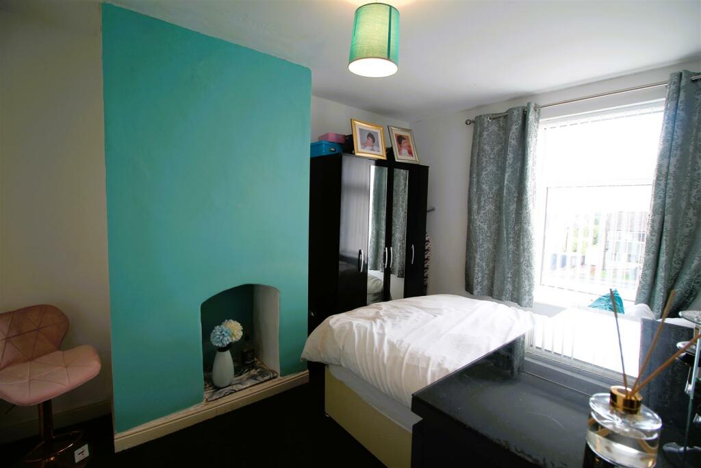 Additional property image - Wilson Road, Wyke, Bradford