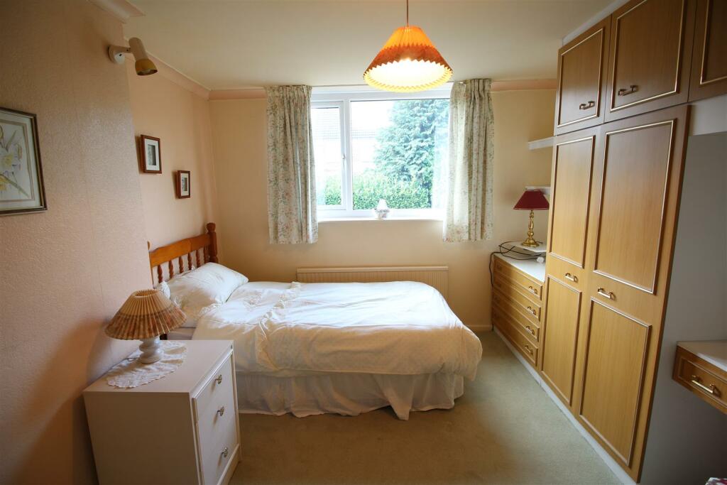 Additional property image - Markfield Close, Low Moor, Bradford