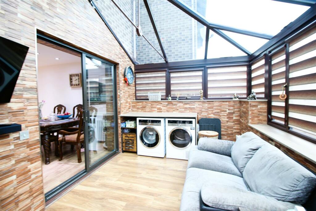 Additional property image - Cambrian Bar, Low Moor, Bradford