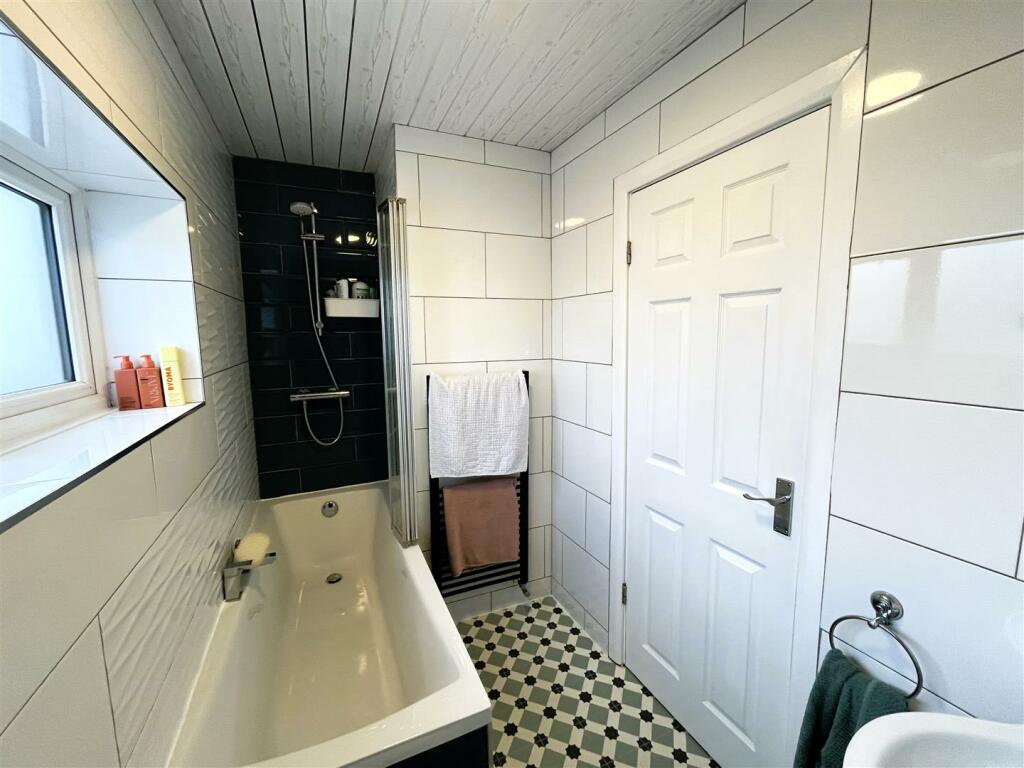 Additional property image - Willow Drive, Bradford