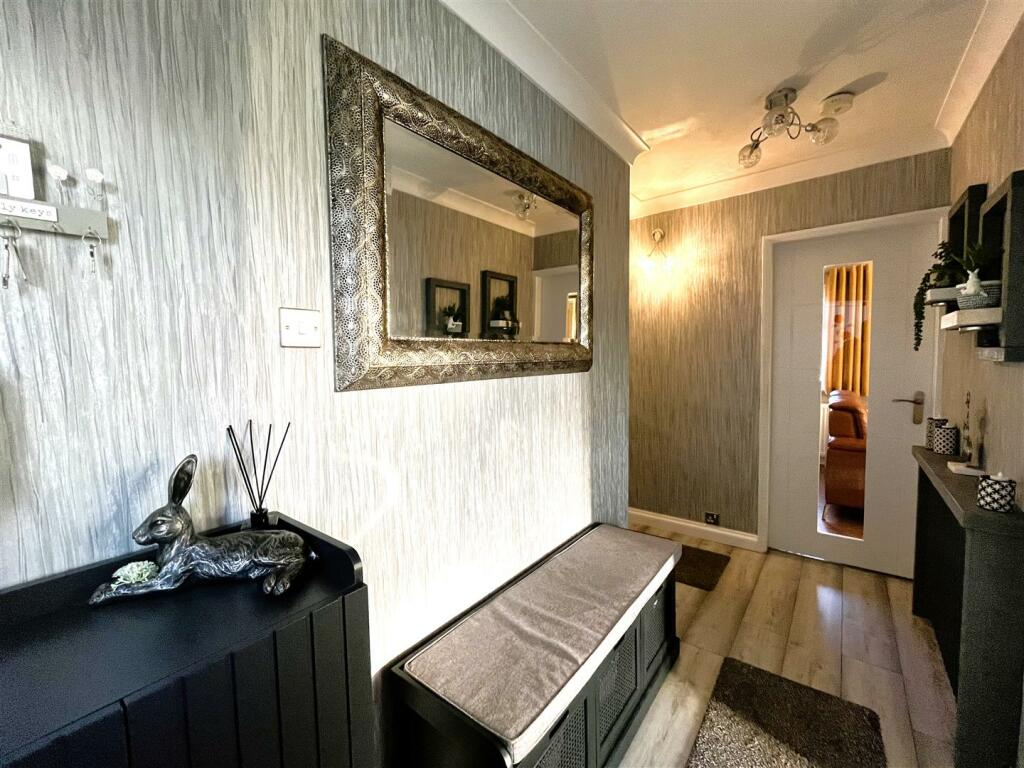 Additional property image - Shetcliffe Road, Bradford