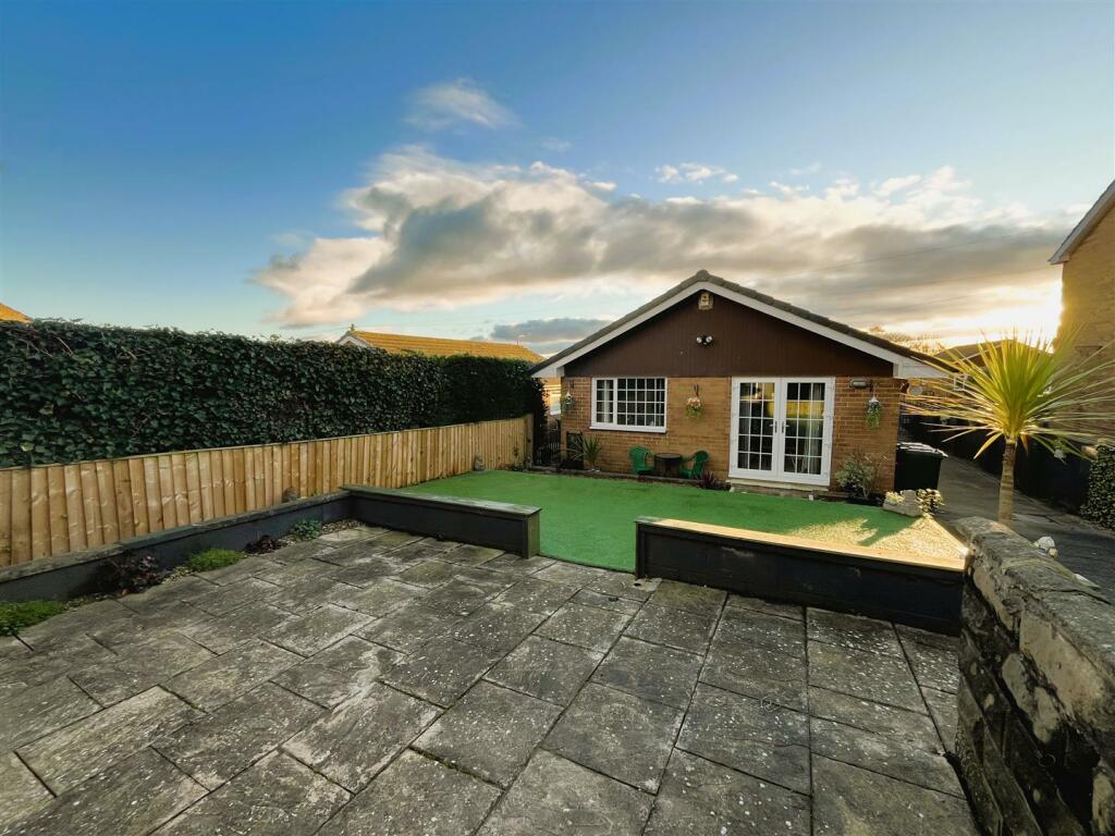 Additional property image - Shetcliffe Road, Bradford