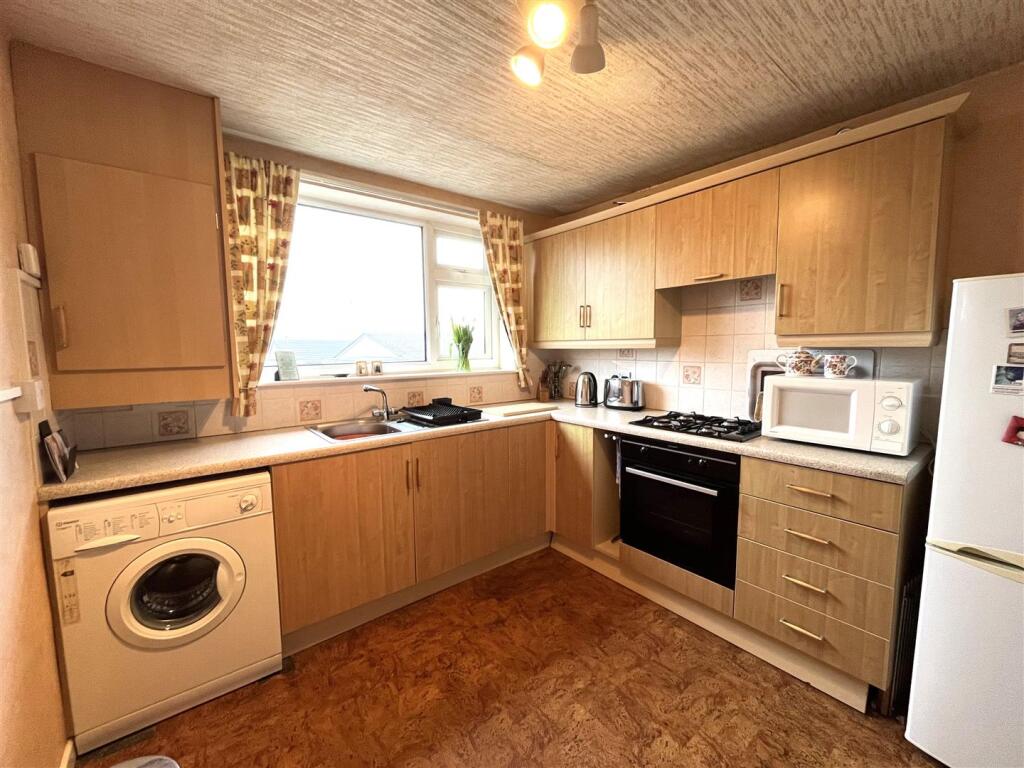 Additional property image - Thirlmere Avenue, Wyke, Bradford