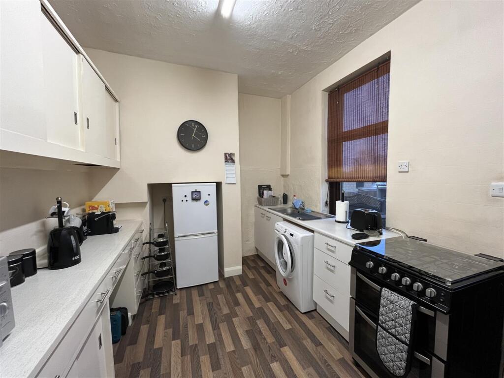 Additional property image - Balme Lane, Bradford