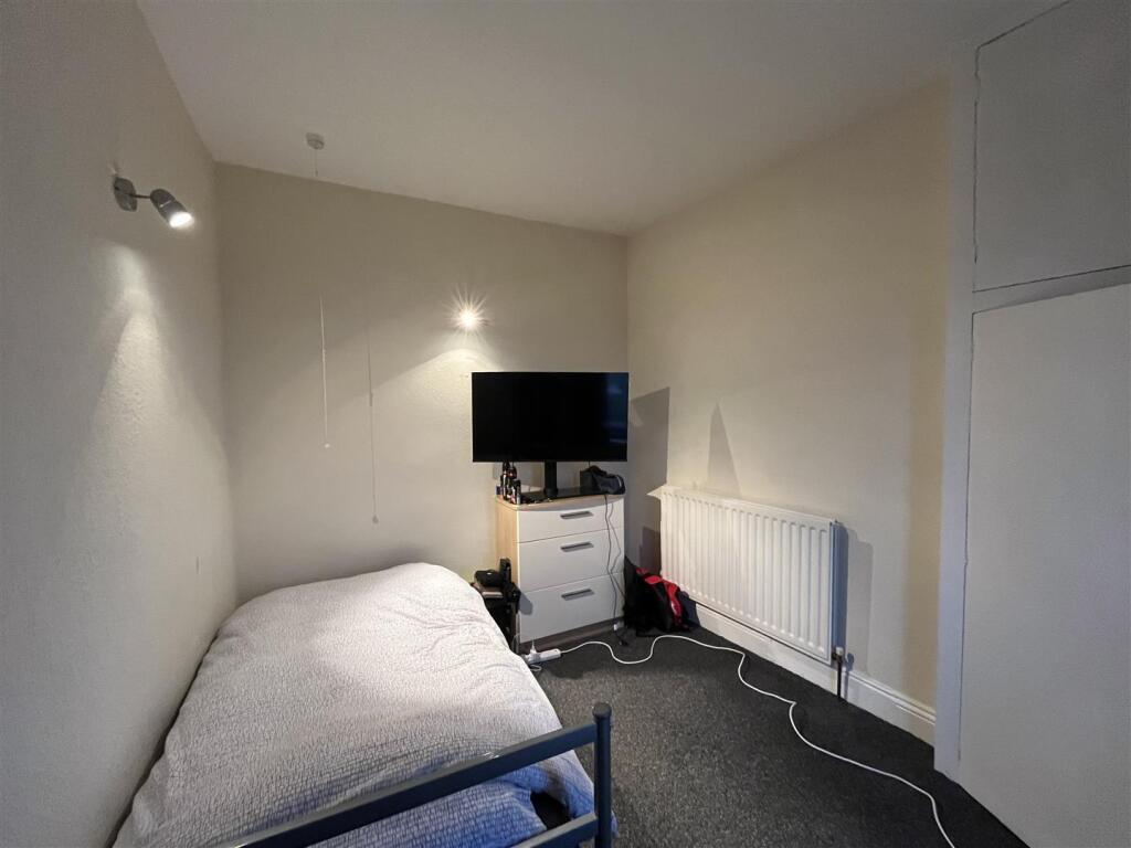 Additional property image - Balme Lane, Bradford