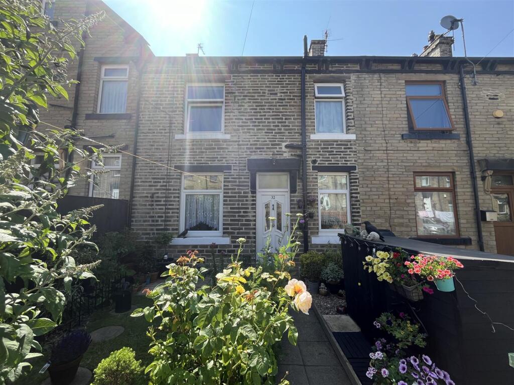 Main image of property: Second Street, Low Moor, Bradford