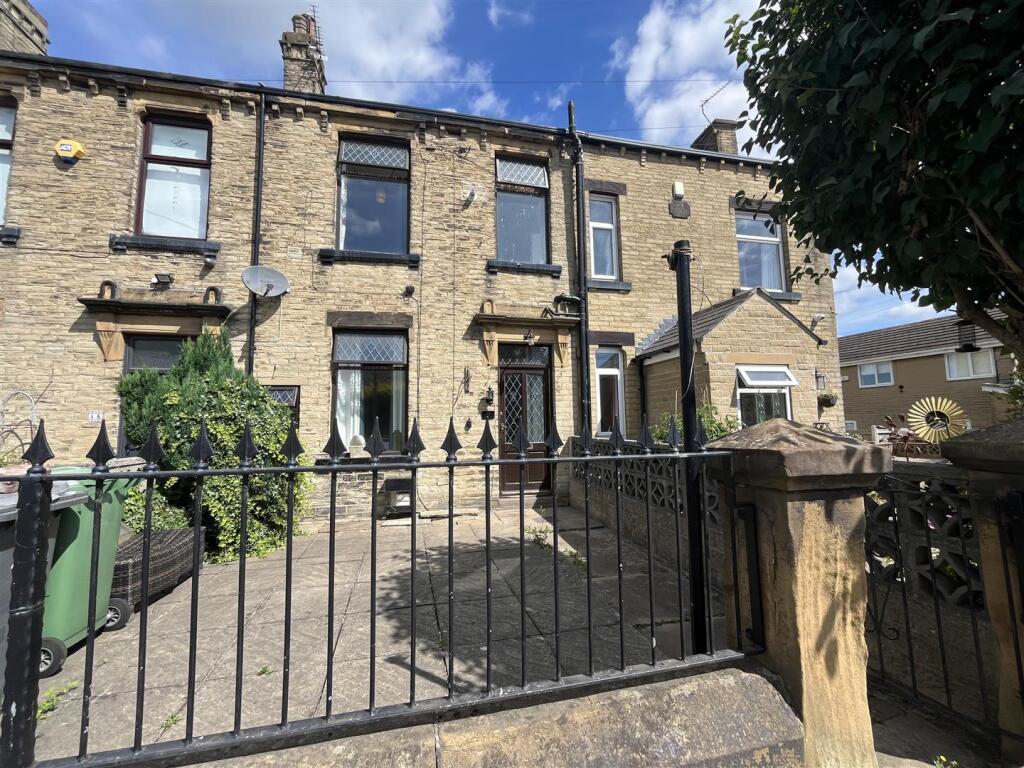 Main image of property: Wyke Lane, Oakenshaw, Bradford
