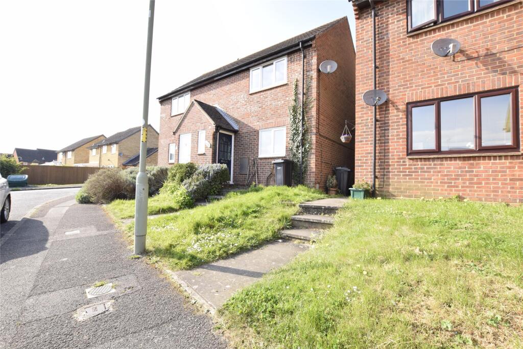 Main image of property: Hadland Road, Abingdon, Oxon, OX14