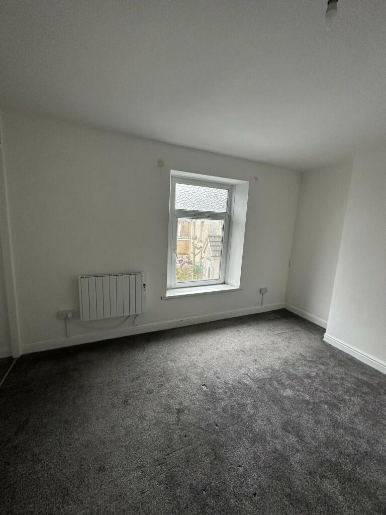 Additional property image - Aberrhondda Road, Porth, Rhondda Cynon Taff, CF39