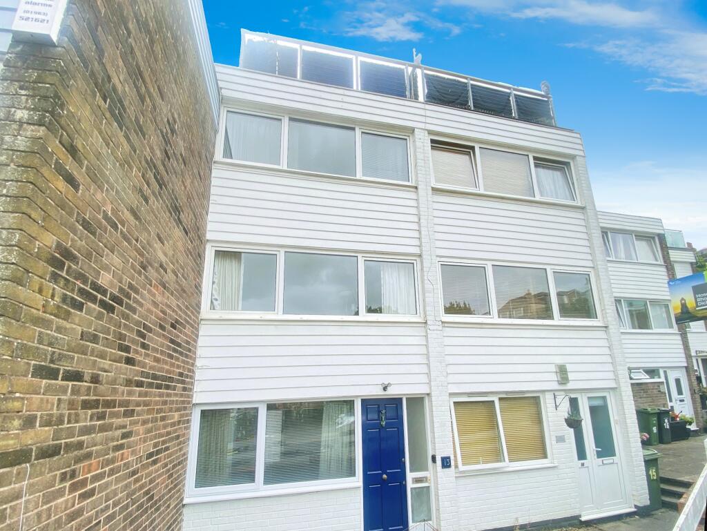 Main image of property: Crown Court, Market Hill, Cowes, PO31