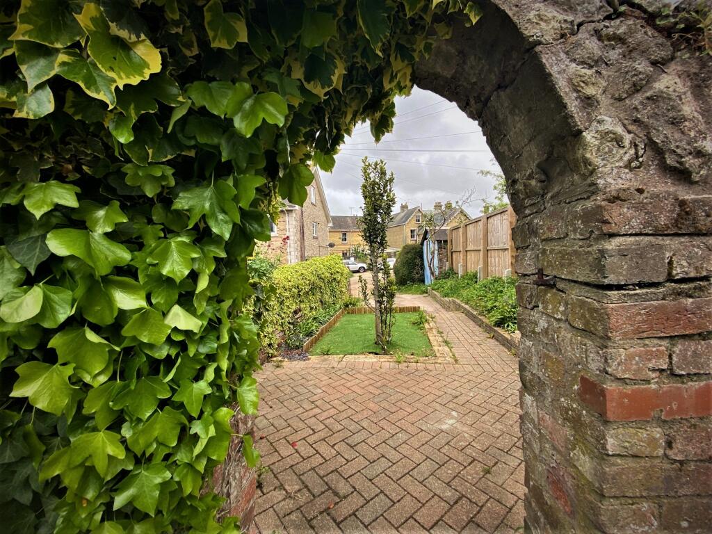 Main image of property: Park Road, Cowes, PO31