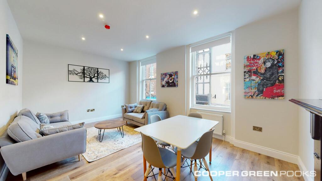 High Street 3a Living Dining Room 1.jpg