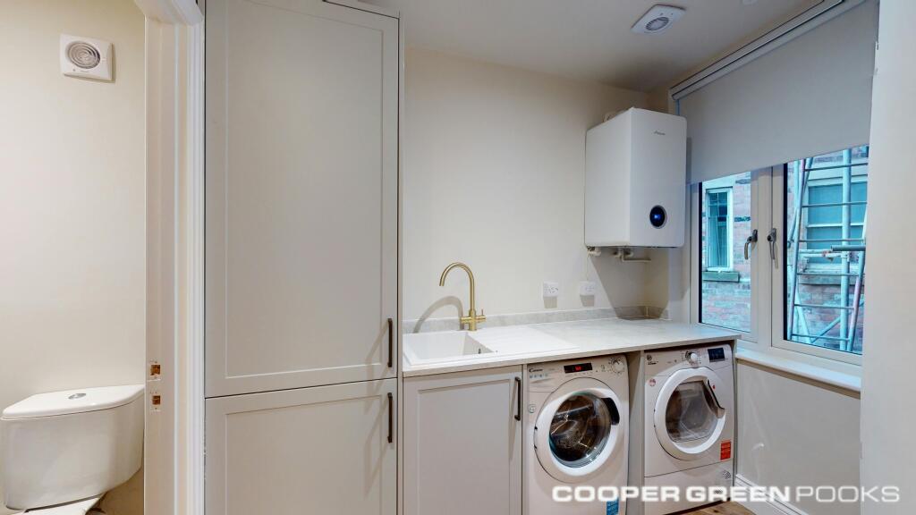 High Street 3a Utility.jpg