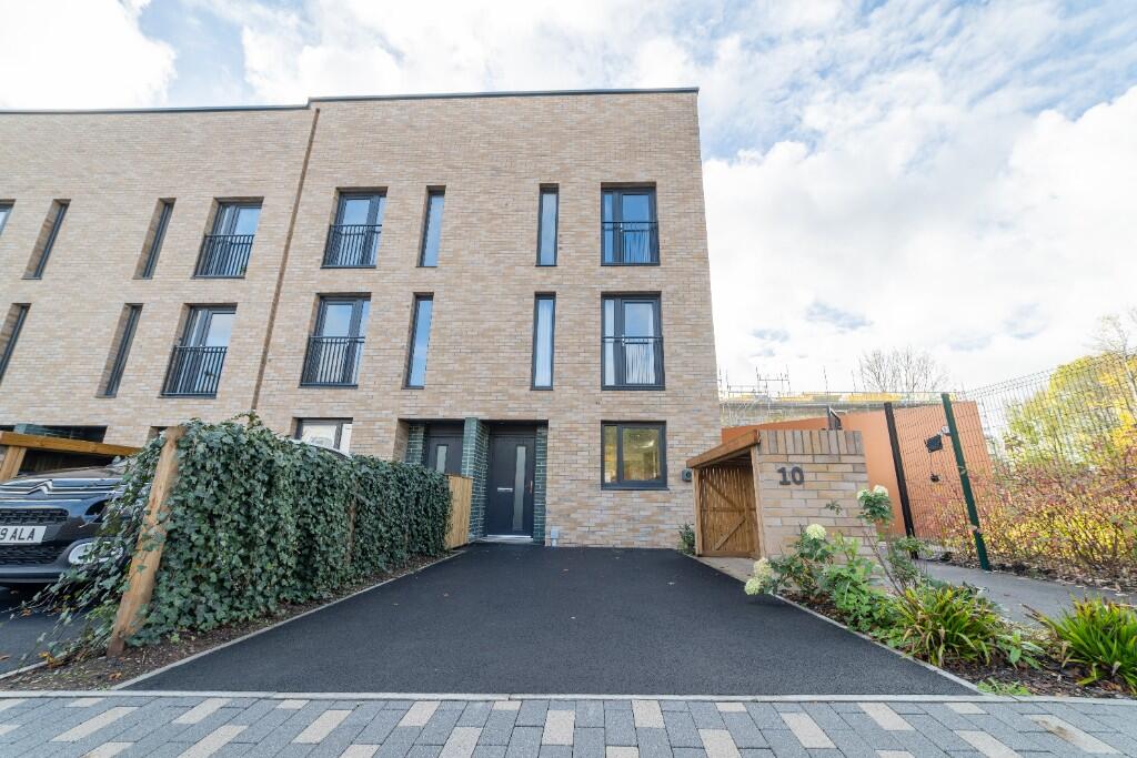 Main image of property: Collyhurst Village, Collyhurst,
Manchester,
M40 8JS