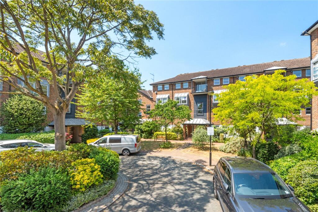 Main image of property: Thorney Crescent, Morgans Walk, London, SW11