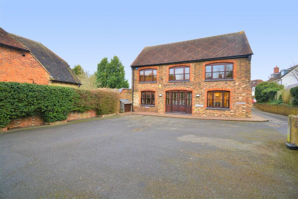 Office to lease in Mill Hill, Edenbridge, Kent, TN8