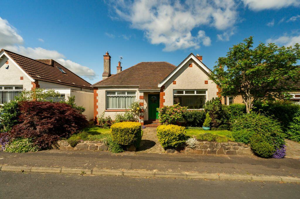 3 bedroom detached bungalow for sale in 17 Kingsknowe Avenue, Edinburgh EH14 2JL, EH14