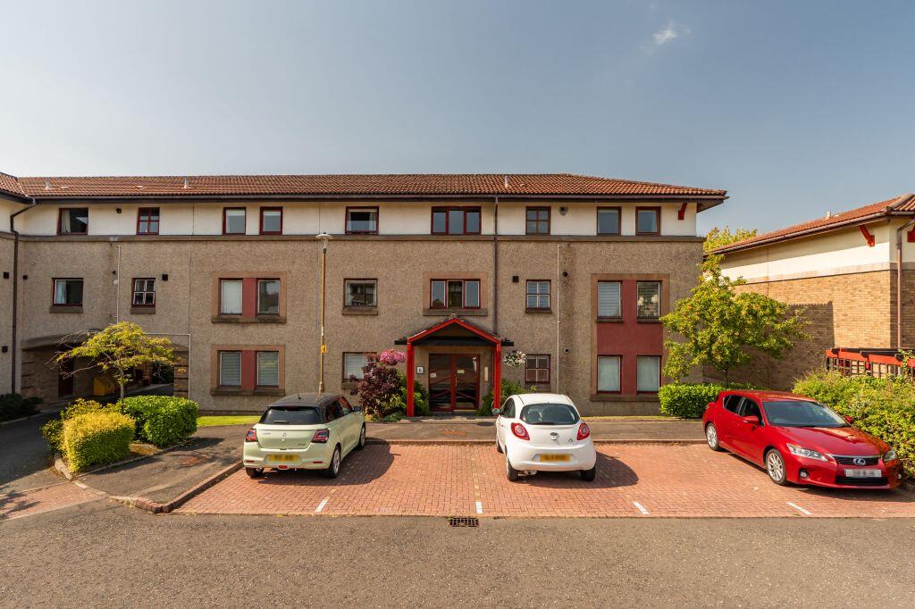Main image of property: 6/9 North Werber Place, Edinburgh, EH4 1TE