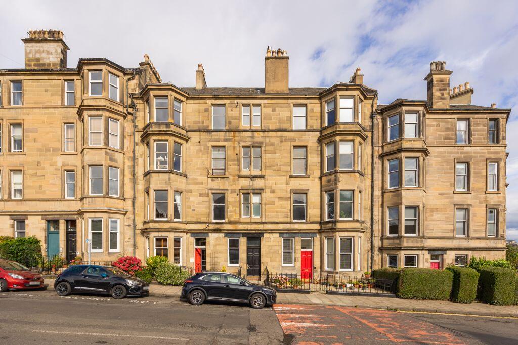 Main image of property: 11 1F2 Bellevue Road, Edinburgh, EH7 4DA