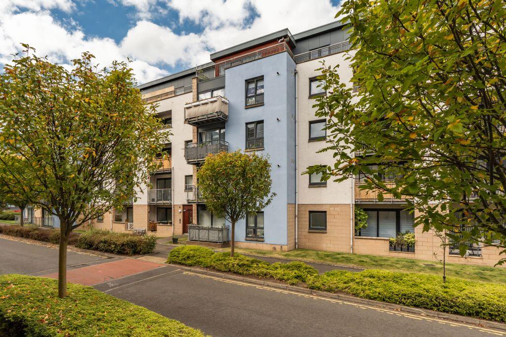Main image of property: 9/12 East Pilton Farm Avenue, Edinburgh, EH5 2QW