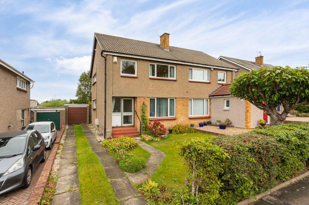 Main image of property: 20 Clerwood Terrace, Edinburgh, EH12 8PG