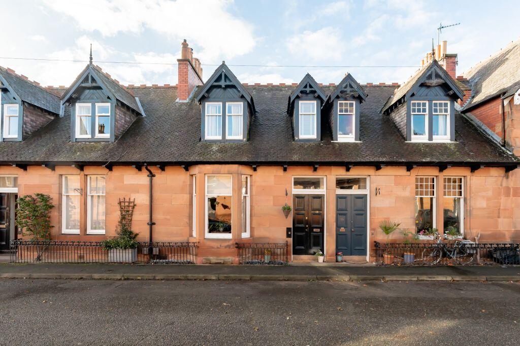 Main image of property: 13 West Holmes Gardens, Musselburgh, EH21 6QW