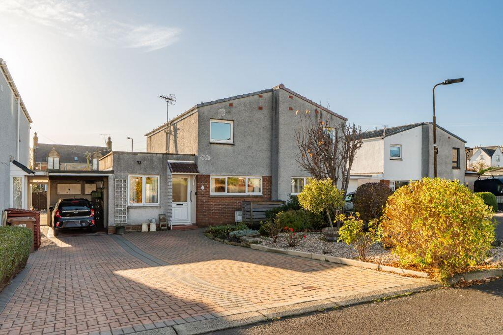 Main image of property: 29 Almondhill Road, Kirkliston, EH29 9BN