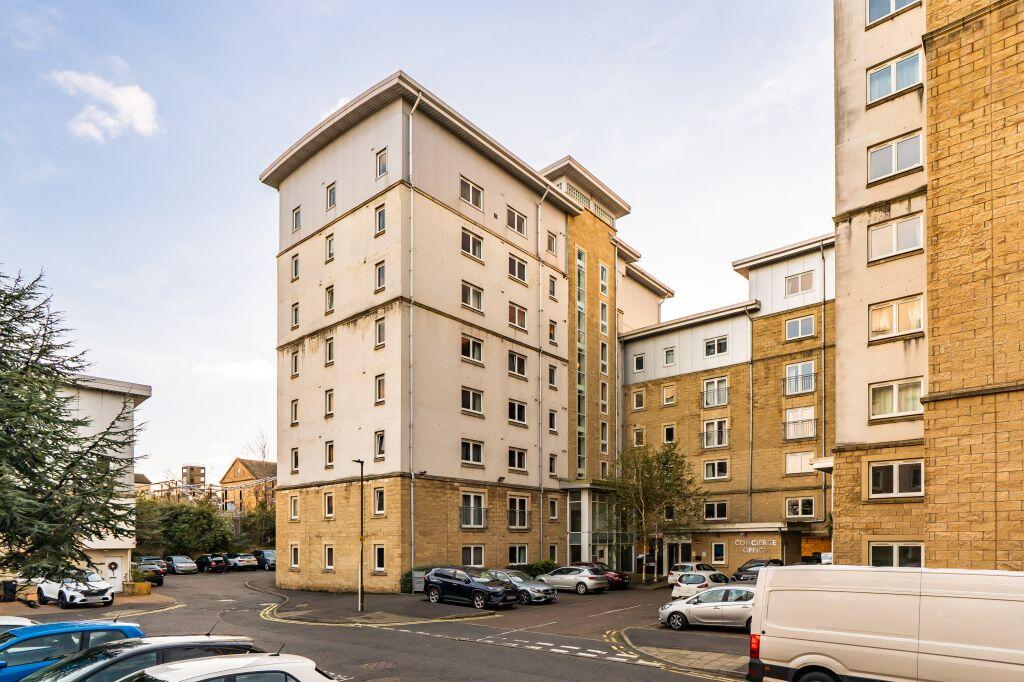 Main image of property: 37/2 Pilrig Heights, Edinburgh, EH6 5FB