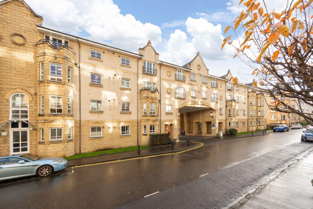 Main image of property: 3/5 Hopetoun Street, Edinburgh, EH7 4NE