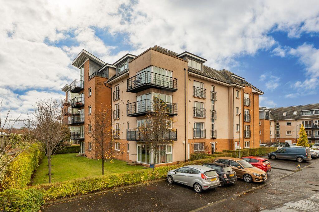 Main image of property: 8/7 Appin Place, Edinburgh, EH14 1NJ