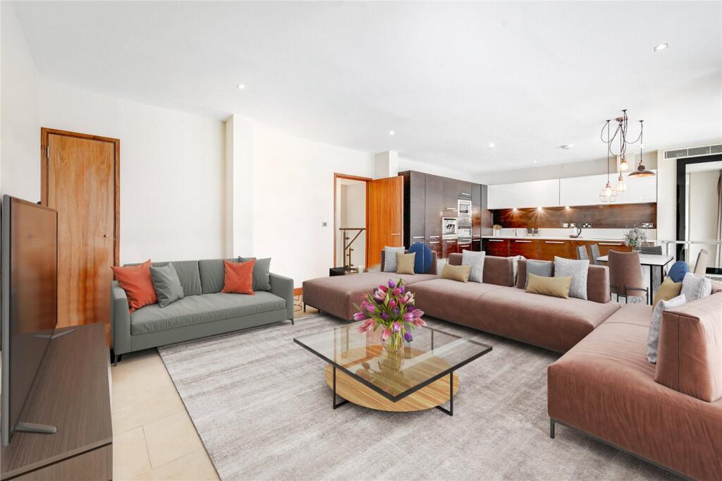 Main image of property: Phoenix Street, London, WC2H