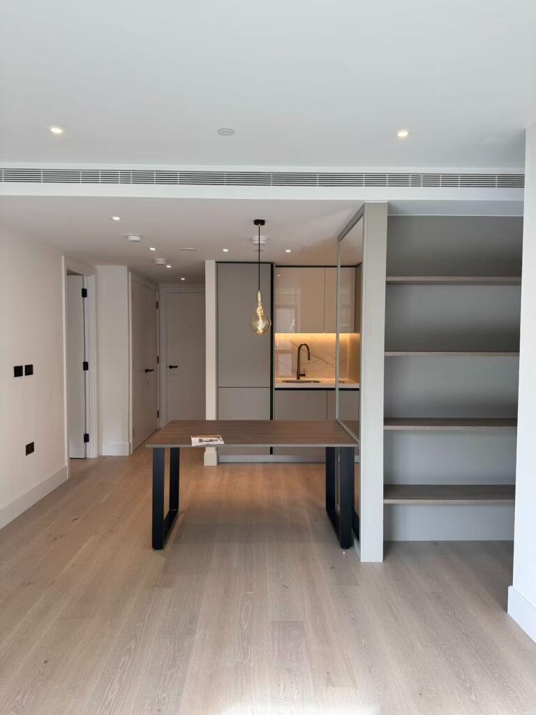 Main image of property: Westmont Apartments, Fountain Park Way, London