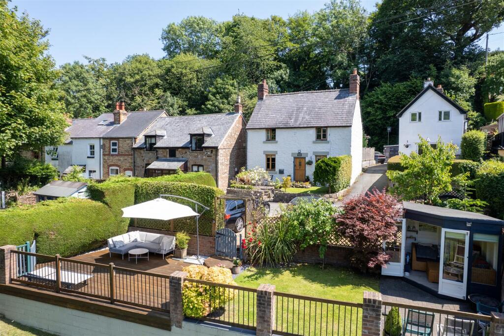 Main image of property: Pontfaen, Chirk, Wrexham