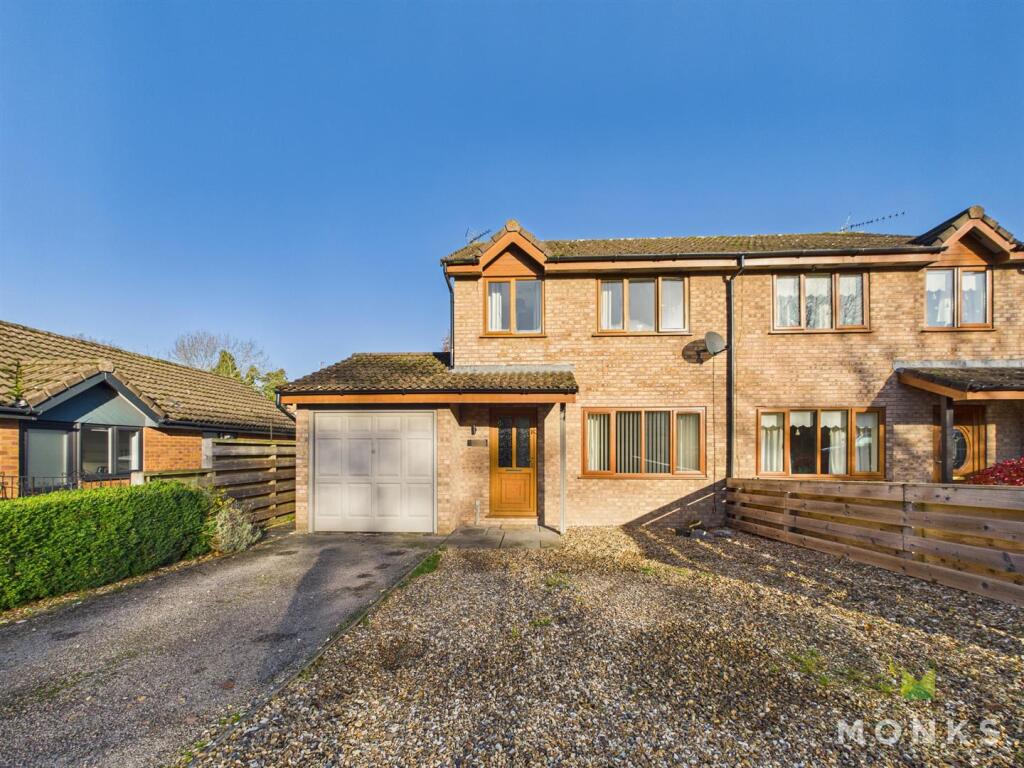 Main image of property: Applewood Heights, West Felton