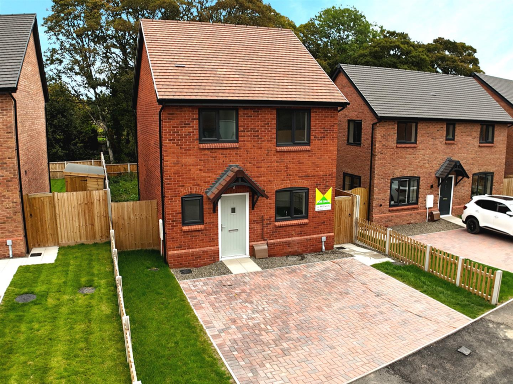 Main image of property: 11 Stones Wharf, Weston Rhyn, Oswestry