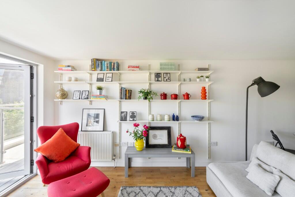 Main image of property: Holloway Road, London, N7