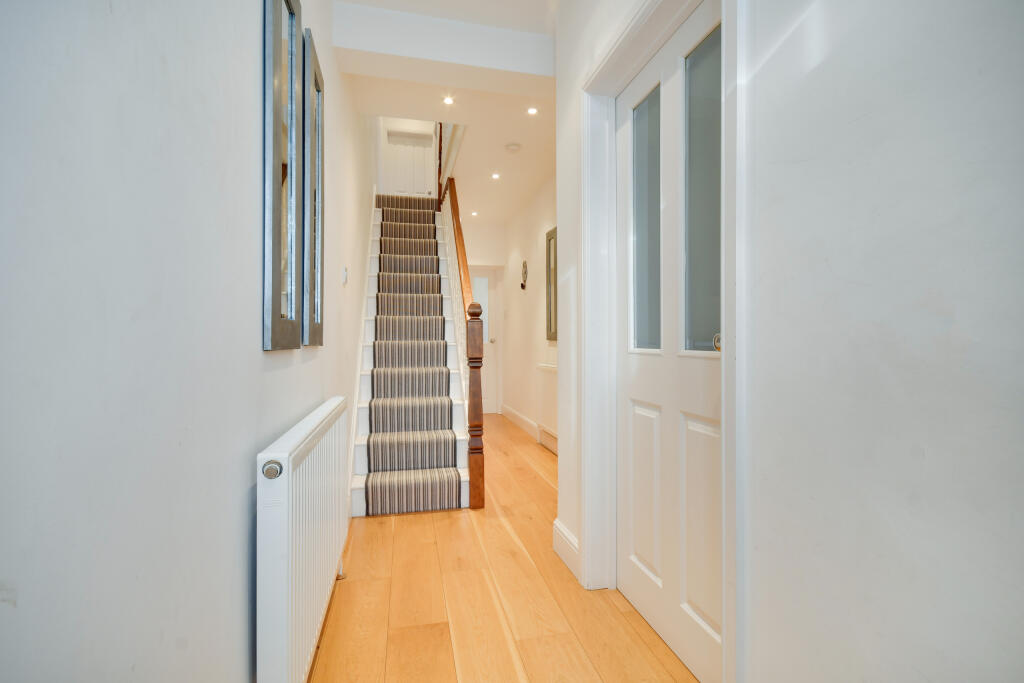 Additional property image - Rosebery Road, Old Moulsham
