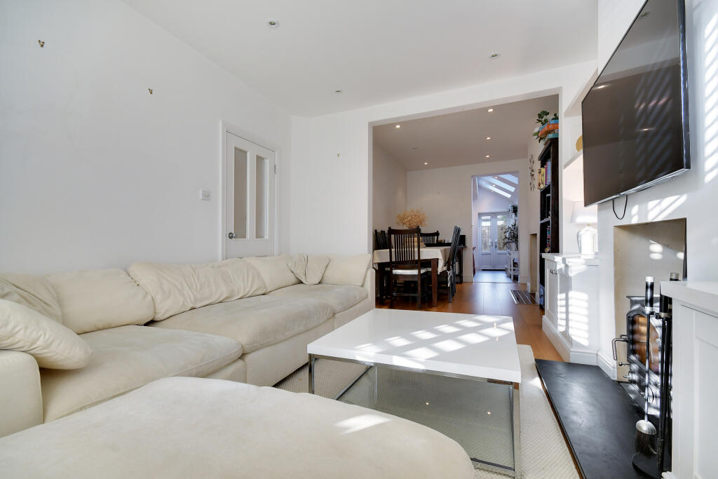 Additional property image - Rosebery Road, Old Moulsham