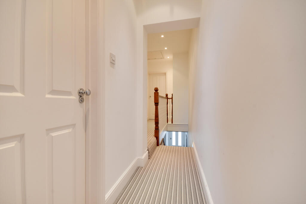 Additional property image - Rosebery Road, Old Moulsham