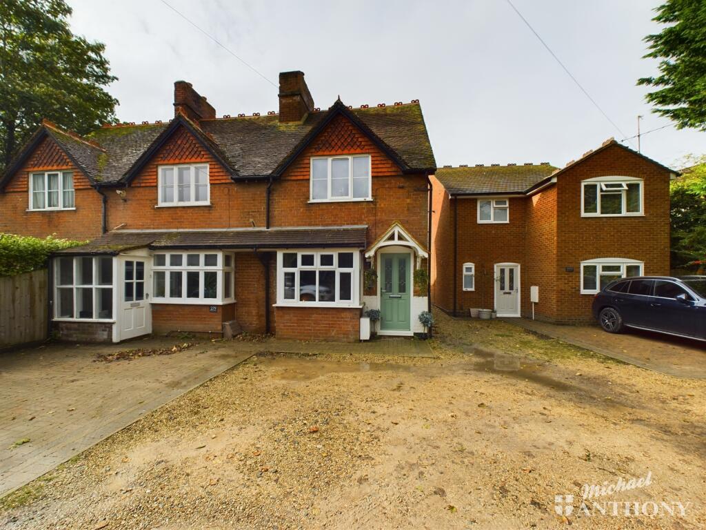 Main image of property: Wendover Road, Aylesbury