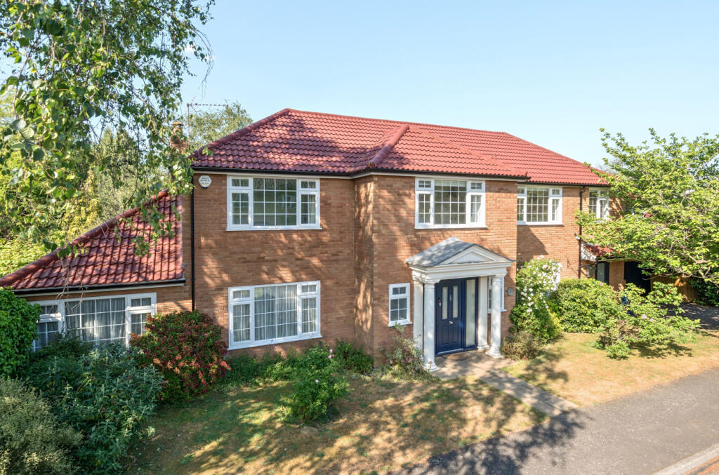 Main image of property: Grange Court, Walton On Thames, Surrey, KT12
