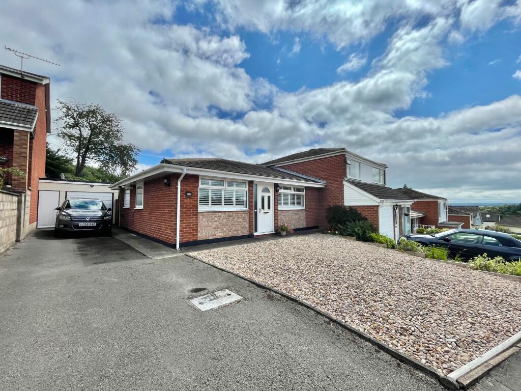 2 bedroom bungalow for sale in Woodland Rise, Lydney, GL15