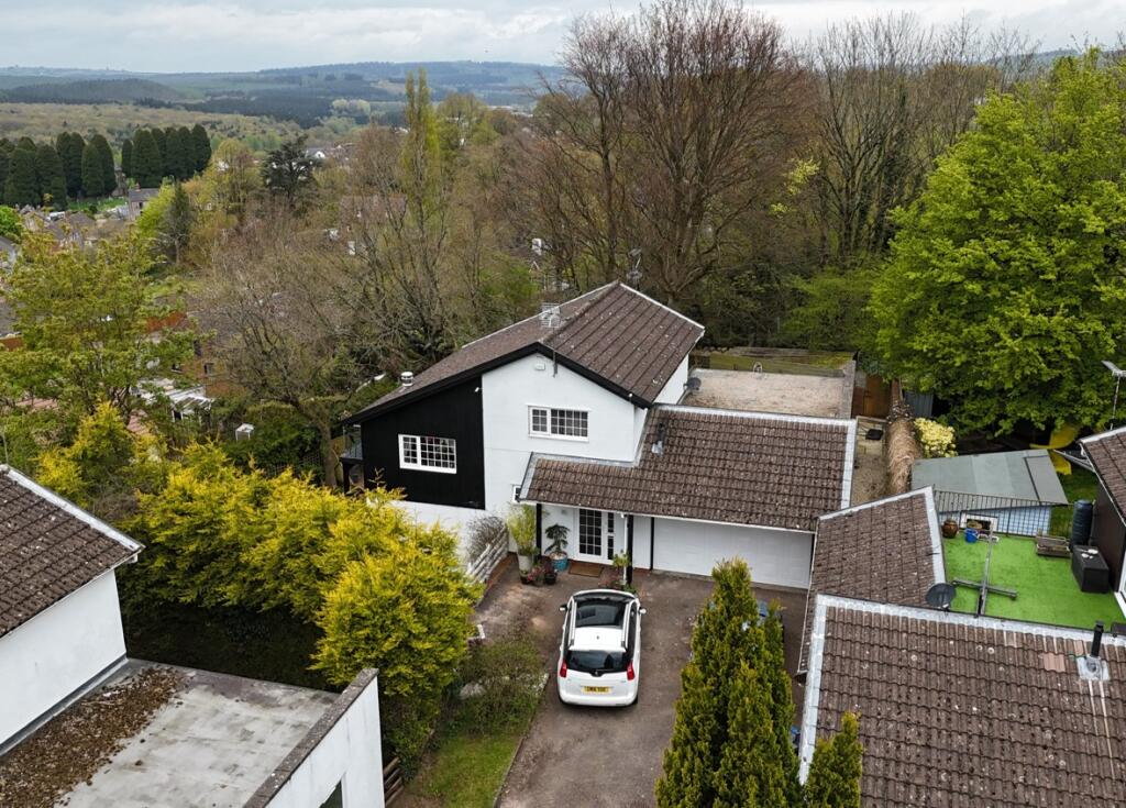 5 bedroom detached house for sale in Abbots View, Buckshaft, Cinderford