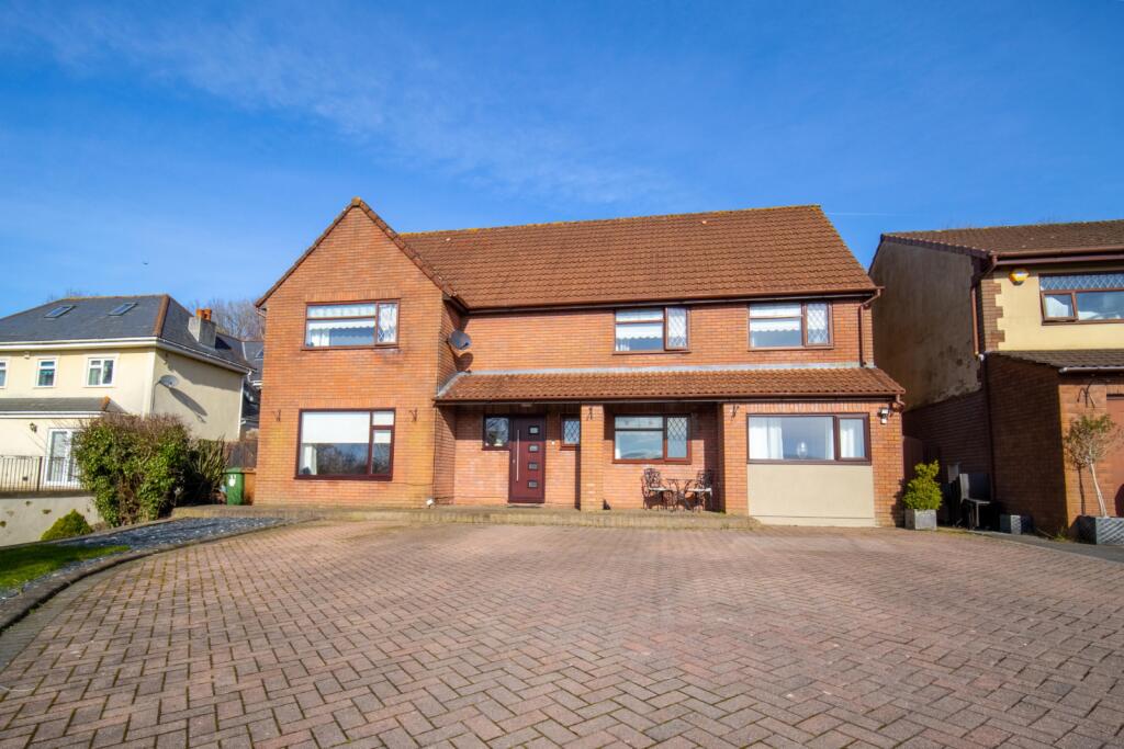 5 bedroom detached house for sale in Bedwas, Caerphilly, CF83 8EW, CF83