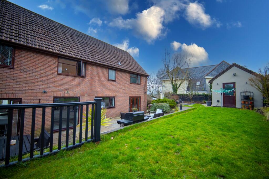 5 bedroom detached house for sale in Bedwas, Caerphilly, CF83 8EW, CF83
