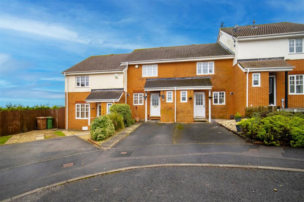 2 bedroom terraced house for sale in Cwrt Draw Llyn, Caerphilly, CF83