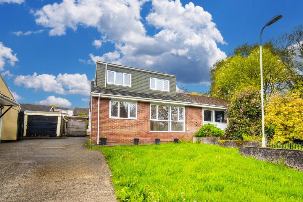 4 bedroom semidetached house for sale in Westfield Road, Pontypridd